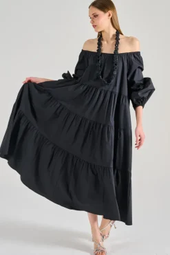 Abito con balze tessuto nero