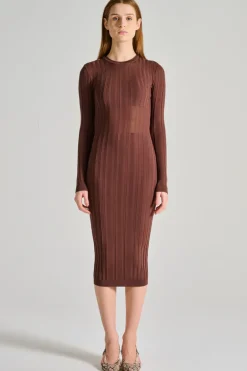 Abito di maglia marrone