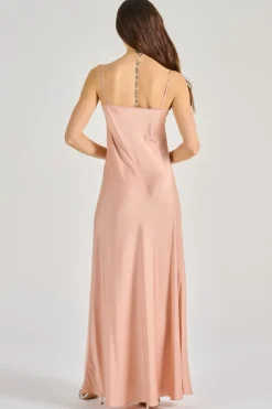 Abito raso fluido rosa