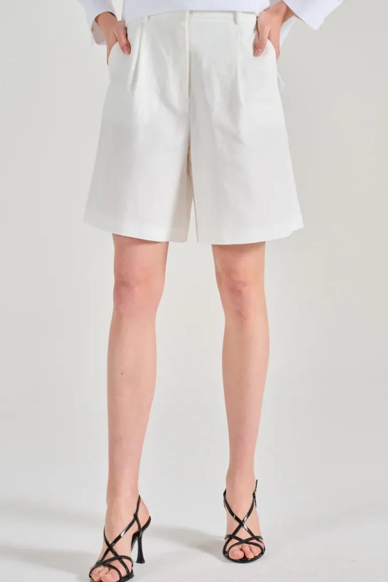 Bermuda verde tessuto verde