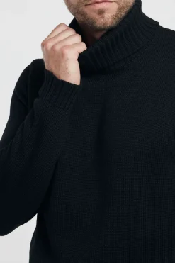 Maglia dolcevita nero uomo