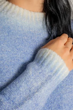 Maglia girocollo azzurro donna