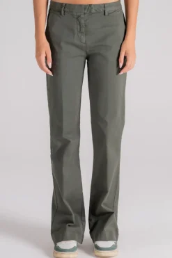 Pantalone cotone/elastam modello a zampa