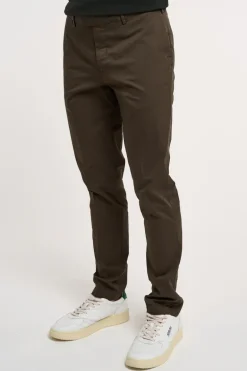 Pantalone ventre piatto 98% cotone 2% elastan marrone