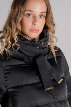 Piumino cappa in poliestere nero