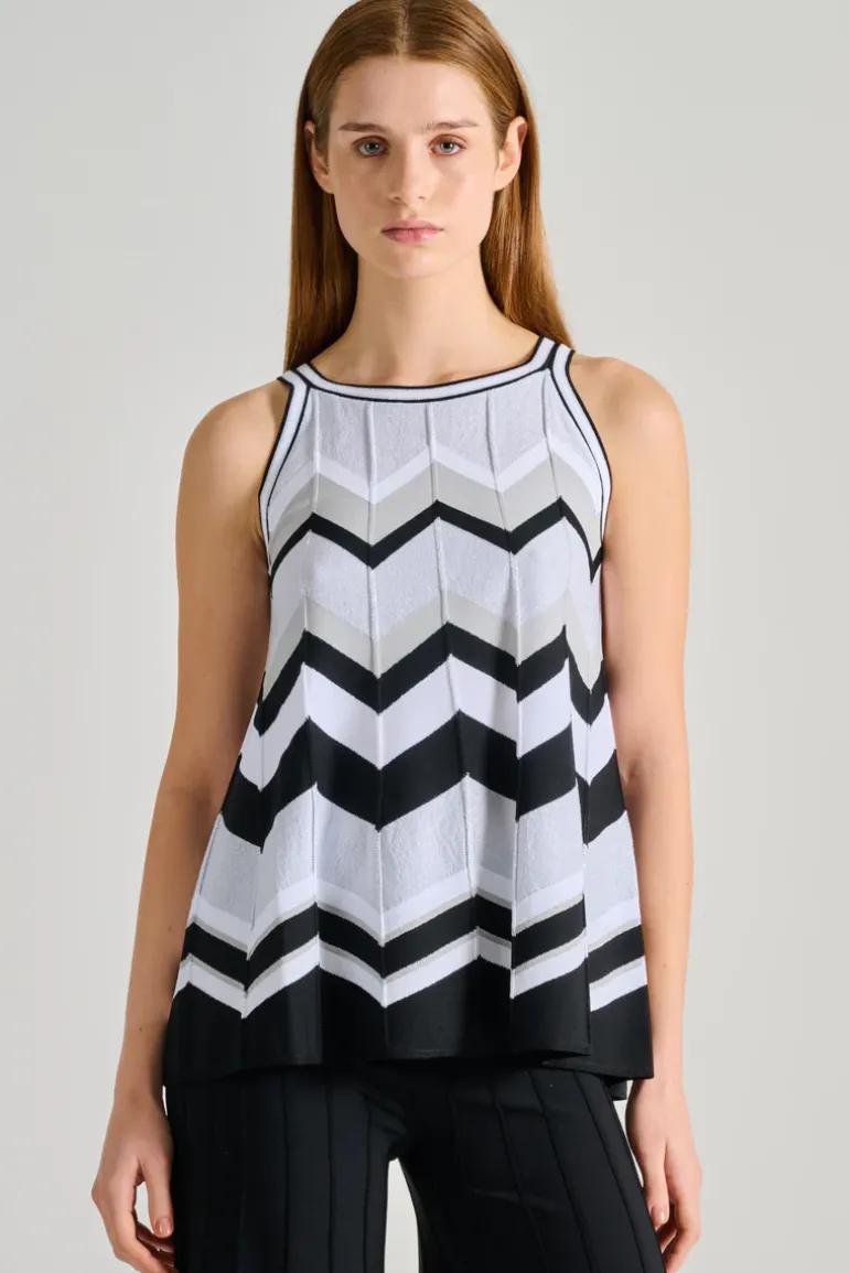 Top fantasia righe tessuto nero