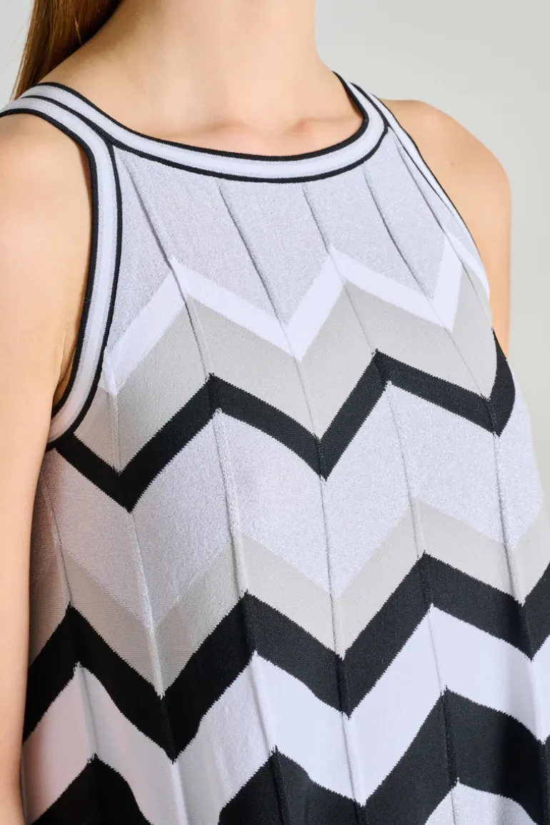 Top fantasia righe tessuto nero