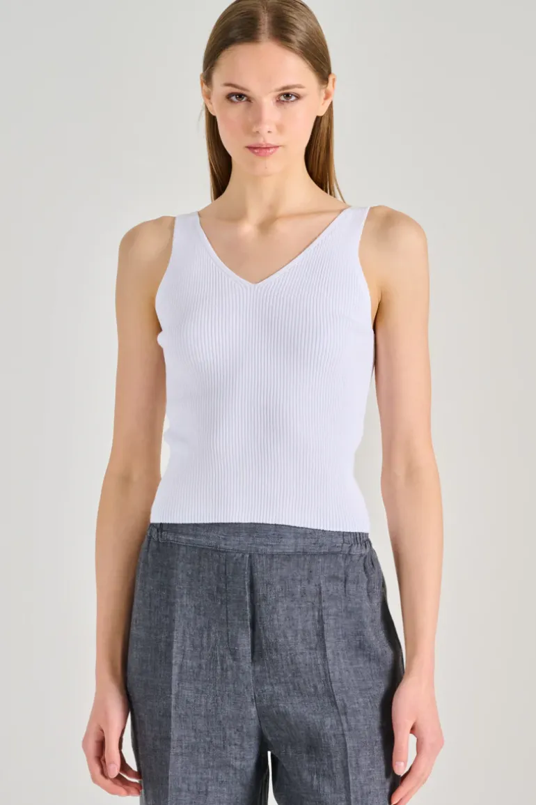 Top scollo a v cotone bianco