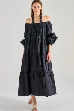 Abito con balze tessuto nero