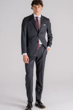 Abito grigio uomo