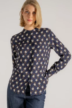 Camicia crepe di viscosa con stampa naive rose
