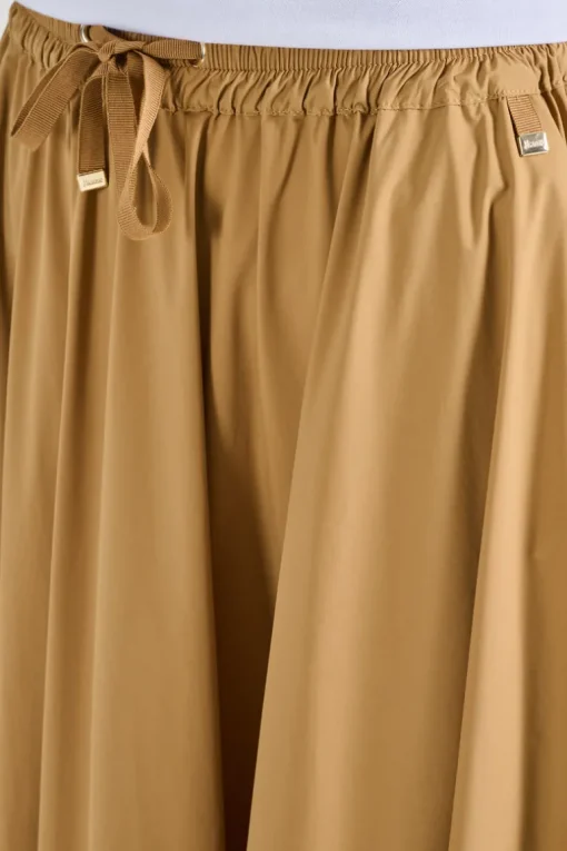 Gonna light nylon stretch marrone