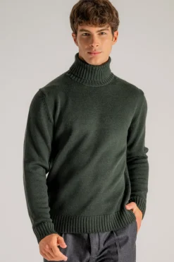 Maglia rasata verde uomo